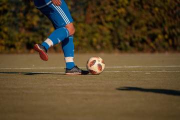 U17国足状态起伏背后原因：遭网络暴力！多名主力曾因故被放弃（配图示意）